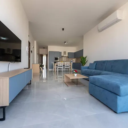 Apartament Swieqi Luxury 2bdr Penthouse With Large Terrace *