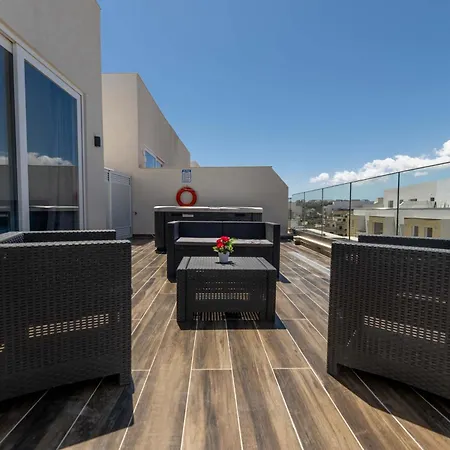 דירה Swieqi Luxury 2bdr Penthouse With Large Terrace *