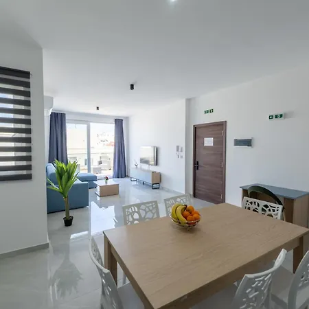 Swieqi Luxury 2bdr Penthouse With Large Terrace Is-Swieqi