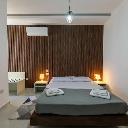 Swieqi Luxury 2bdr Penthouse With Large Terrace דירה