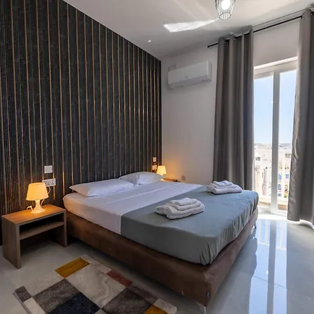 Swieqi Luxury 2bdr Penthouse With Large Terrace * Is-Swieqi